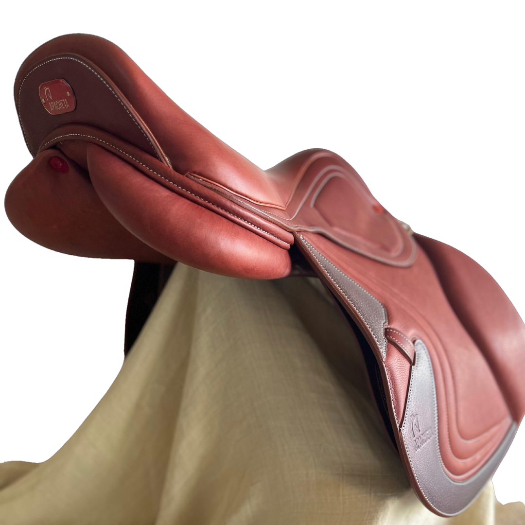 Platinum Show Jumping Saddle