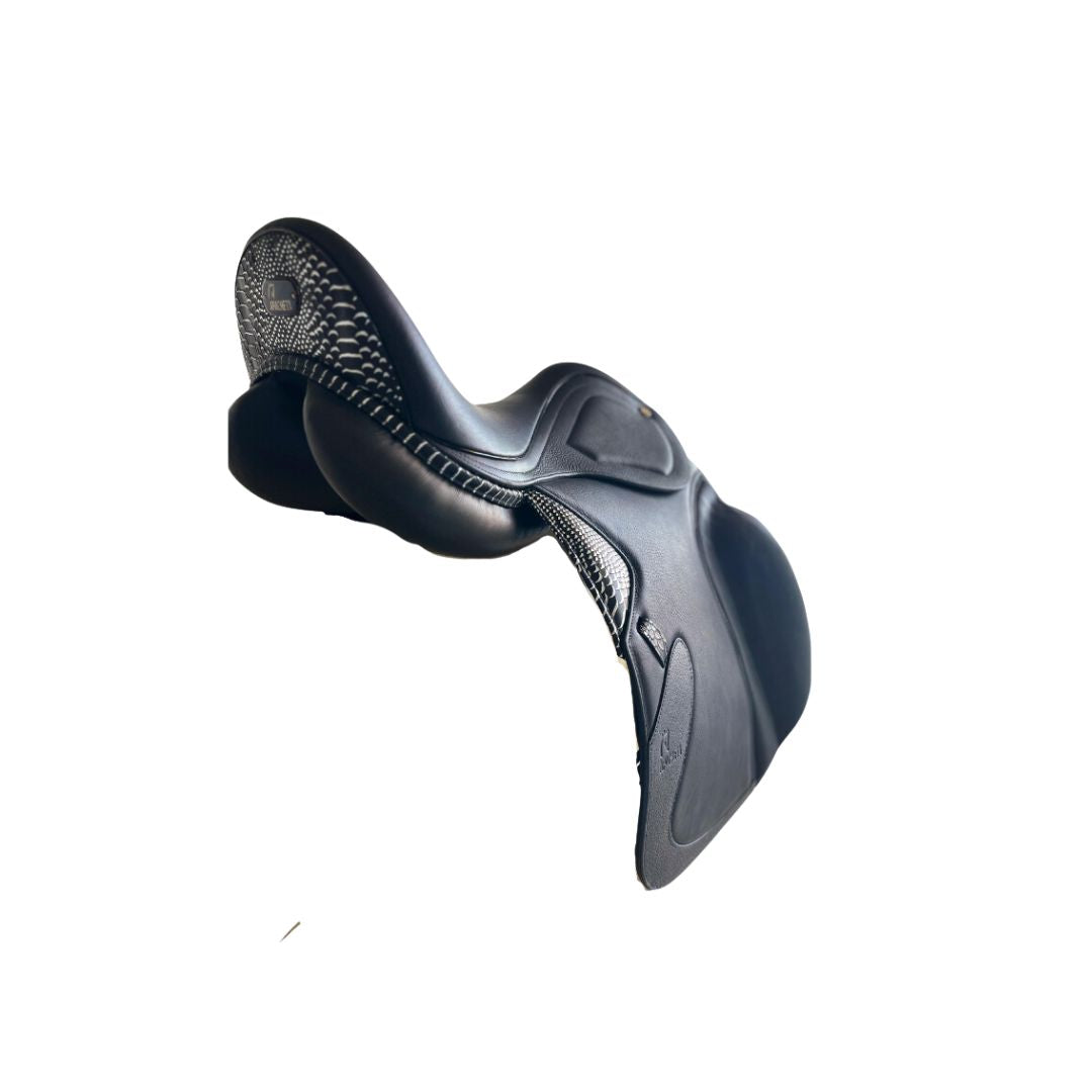 Performance Dressage Saddle