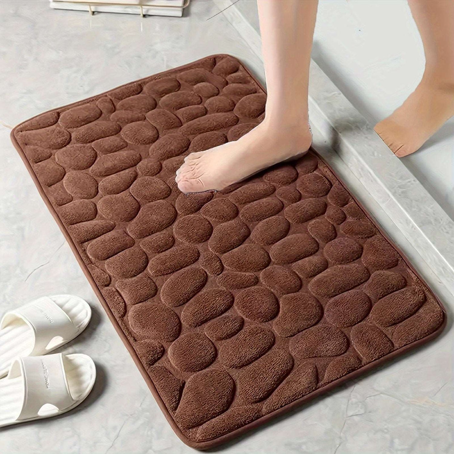 Soft and Comfortable Memory Foam Bath Rug with Cobblestone Embossment For Stable 1pc